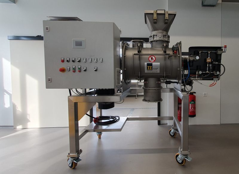 In-house production of standard detergents for dishwashers. Image